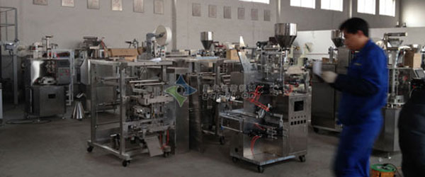 4230全自動袋裝辣椒醬灌裝機,豆豉醬包裝機