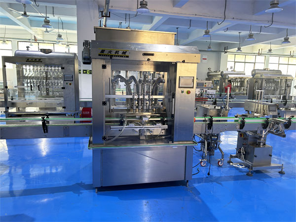 >辣椒醬灌裝機機械設備-全自動辣椒醬灌裝機生產(chǎn)線